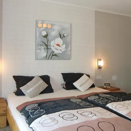 Cozy In Koerperich-obersgegen With Wifi Appartamento *